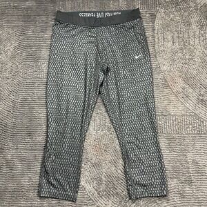 Nike Dri-Fit Women's Running Tights Pants Size L Gray Reflective Print 3/4 Capri